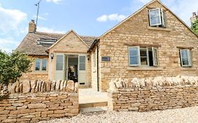 12 Manor Farm Close